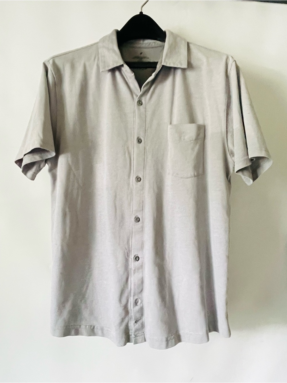 Fabletics Light Gray Short Sleeve Button-Down Shirt Size Large
